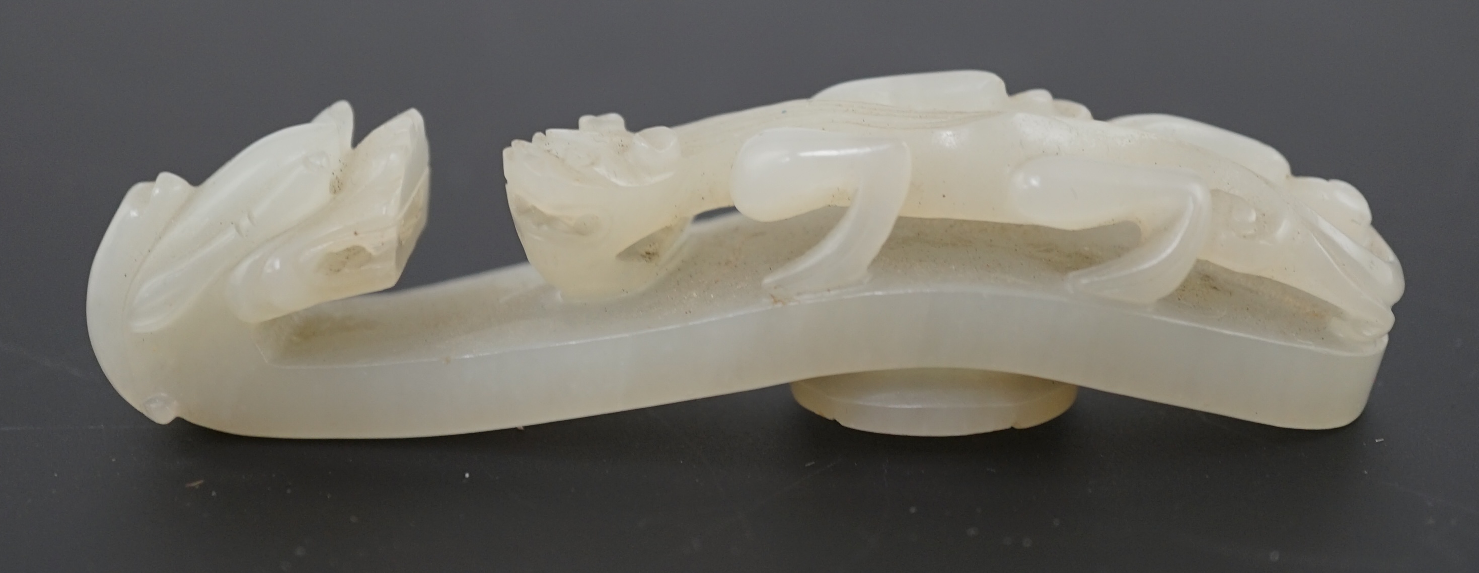 A Chinese white jade ‘dragon’ belt hook, 18th/19th century